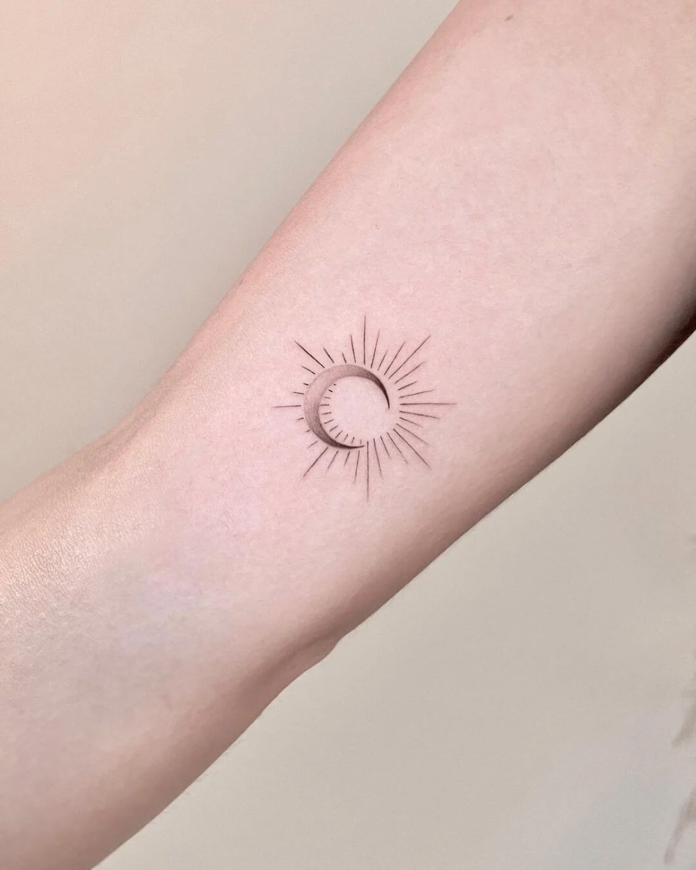 10 Best Sun And Moon Tattoo Ideas You Have To See To Believe Outsons