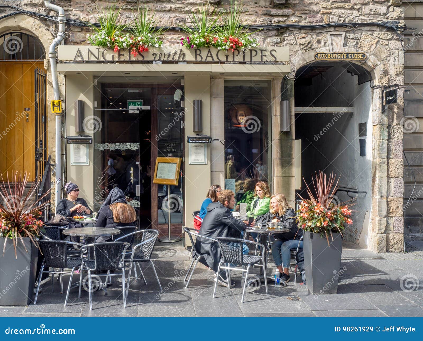 Angels With Bagpipes Edinburgh Old Town Updated 2025 Restaurant