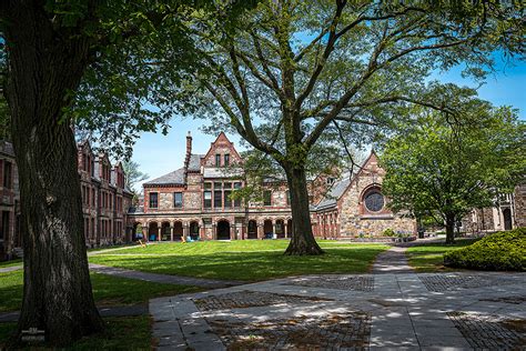 Brattle Campus Lesley University Cambridge May 2019 Robert M Ller