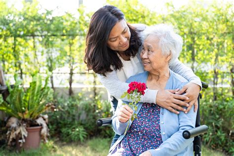 Caring Moments Coping With Alzheimer S Challenges Tiktok