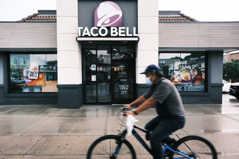 Chaotic Scene Unfolds As Teens Allegedly Run Taco Bell Alone Newsweek