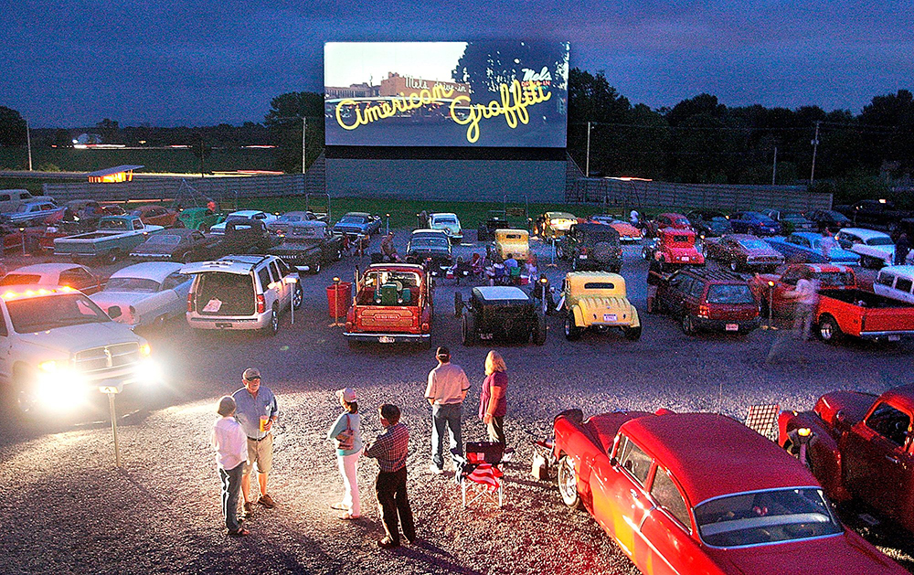 Drive In Movies Around The Dmv District Fray Making Fun Possible