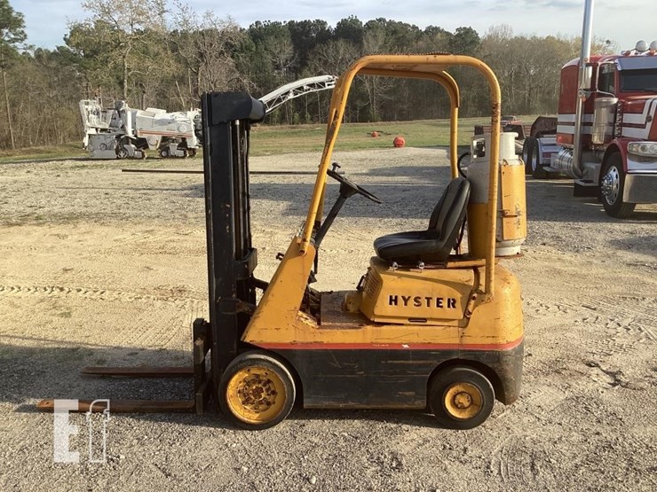 Hyster S25a Lot 157 Early Spring Transportation Construction