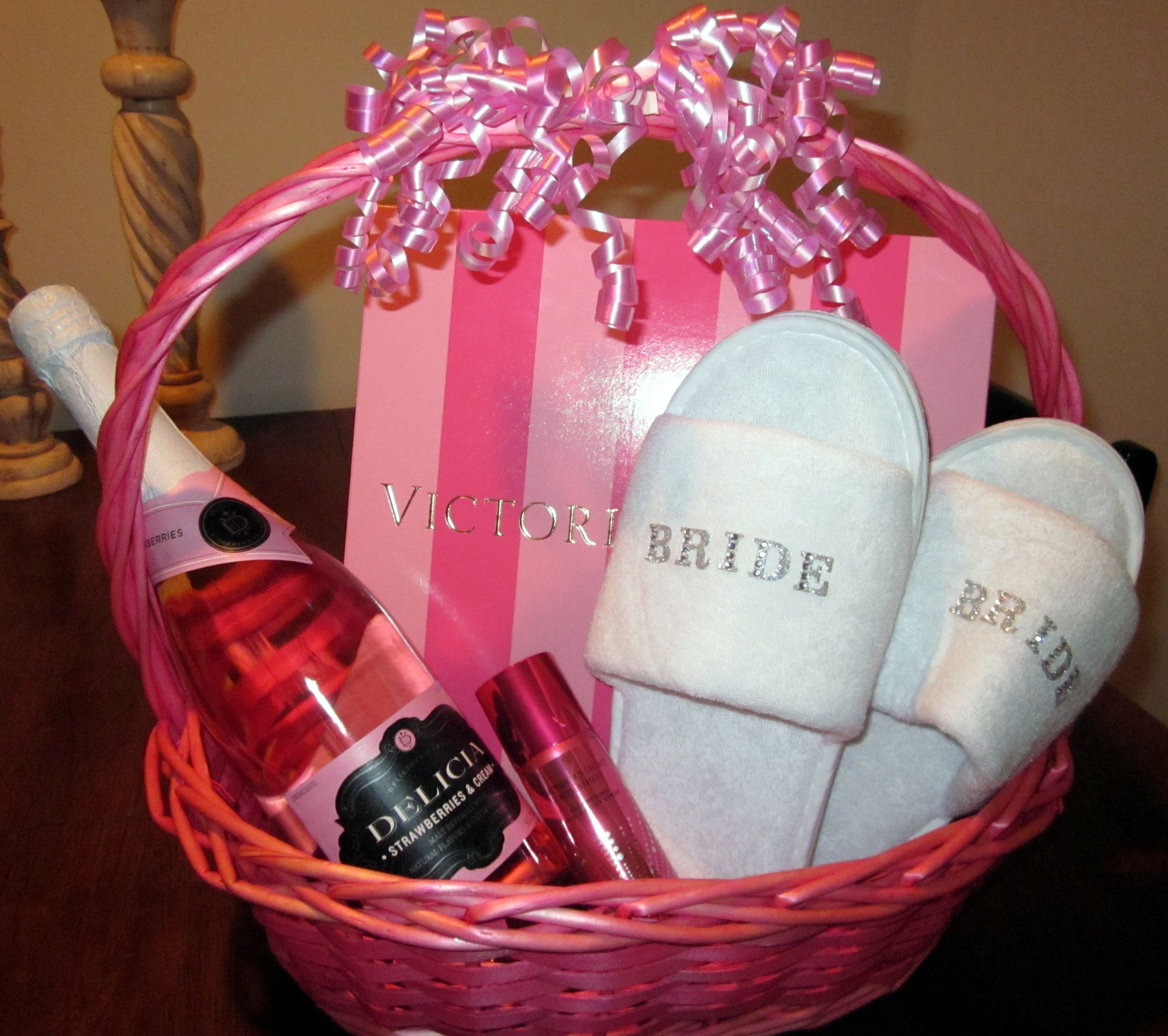 Top 30 Bridal Shower Gift Ideas From Mother Of The Bride Home Family