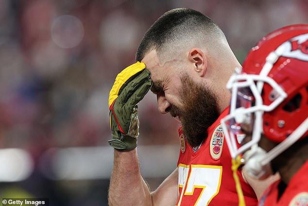 Travis Kelce Has Shocking Super Bowl Meltdown And Shoves His Coach Andy