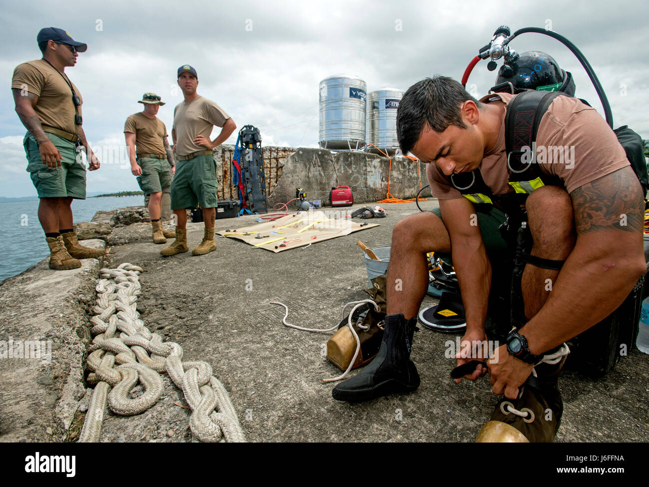 U S Navy Equipment Operator 3Rd Class Thomas Dahlke Underwater