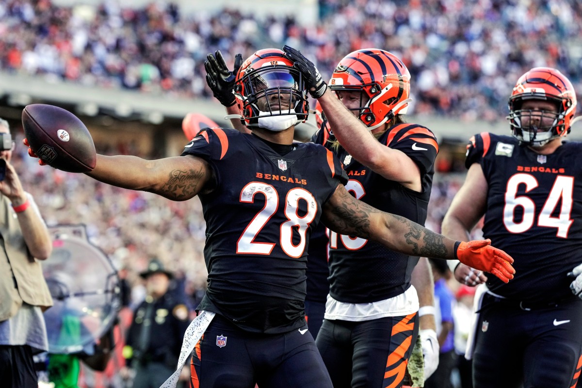 Watch Cincinnati Bengals Celebrate Blowout Win Over Carolina Panthers