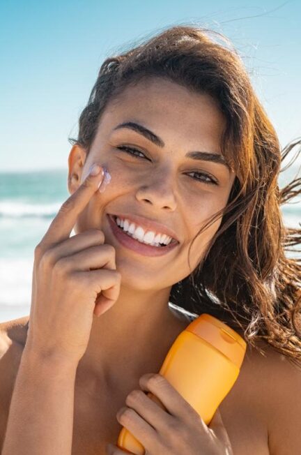 Your Ultimate Guide To Mineral Sunscreen Lovelyskin